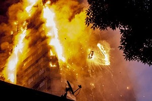 Năm giả thiết nhân gây cháy chung cư cao tầng Grenfell Tower