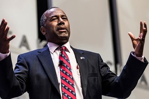 Ứng viên Ben Carson chính thức dừng cuộc đua vào Nhà Trắng