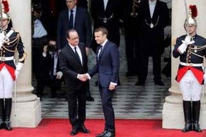 Ảnh: Tổng thống đắc cử Pháp Emmanuel Macron nhậm chức