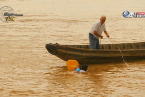 "Ông tiên" 80 tuổi và những lần cứu người trên sông Hậu