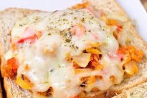 Video: Làm pizza bánh mì sandwich kiểu mới ngon không cưỡng nổi