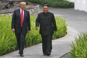 Ông Kim Jong-un gửi thư muốn gặp thượng đỉnh lần 2 với Tổng thống Trump