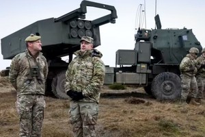 Ttên lửa mới của HIMARS "miễn nhiễm" với hệ thống tác chiến điện tử