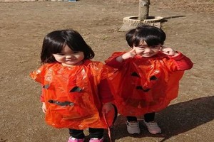 Loạt trang phục Halloween "bá đạo" nhìn như đồ diễn hài của giới trẻ