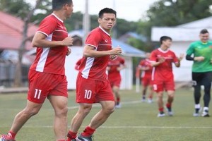 Văn Quyết chấn thương sau chiến thắng AFF Cup 2018