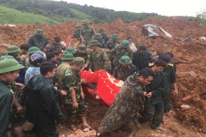 Truy thăng quân hàm cho các đồng chí cán bộ thuộc Đoàn Kinh tế - Quốc phòng 337 hy sinh