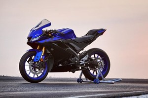 Xe môtô cỡ nhỏ, giá rẻ Yamaha YZF-R125 mới có gì hay?