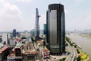 Căn hộ Sài Gòn 10.000 USD/m2: Hồng Kông, Singapore cũng ngả mũ