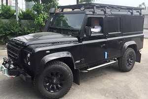 Land Rover Defender "hàng hiếm" giá 2,8 tỷ tại Hà Nội 