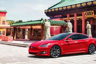 Căng thẳng Mỹ - Trung, Tesla vẫn xây nhà máy ôtô ở Trung Quốc