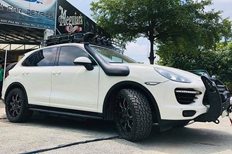 Dân chơi Việt độ Porsche Cayenne tiền tỷ thành xe off-road