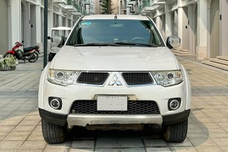 Cận cảnh Mitsubishi Pajero Sport chạy 11 năm, bán hơn 300 triệu