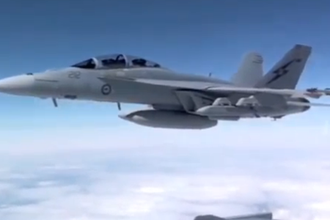 Xem cuộc thử nghiệm phóng tên lửa của tiêm kích Super Hornet