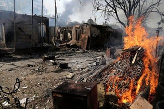 Cảnh hoang tàn khó tin bên trong sân bay Donetsk