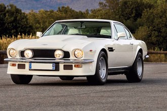 Ngắm Aston Martin V8 "siêu hiếm" sắp lên sàn đấu giá