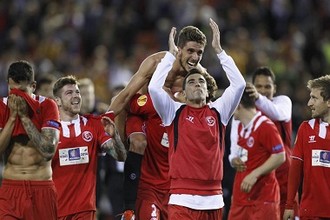 Thắng Sevilla 3-1, Valencia vẫn không có vé vào chung kết Europa League