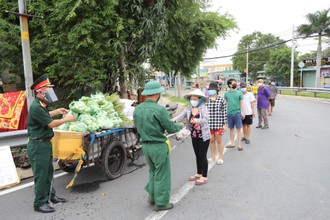 Thủ tướng Chính phủ: Người dân 4 tỉnh, thành phía Nam không ra khỏi nhà