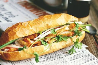 Bánh mì Nha Trang có gì hot mà khiến mọi người mê đắm