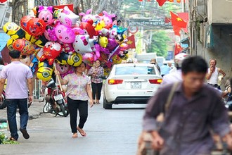 Hãi hùng bóng bay - "bom di động" trên đường phố Thủ đô 