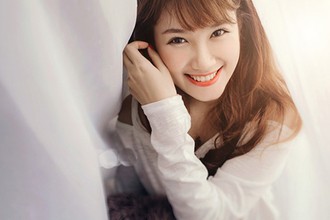 Ngắm 4 hotgirl Ngoại thương xinh như Hoa hậu Đỗ Mỹ Linh