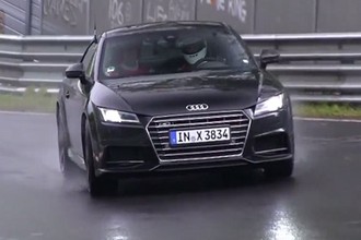 Audi TT và TTS drift cực đỉnh trên đường đua thử