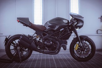 Ducati Monster Diesel "lột xác" cafe racer siêu độc