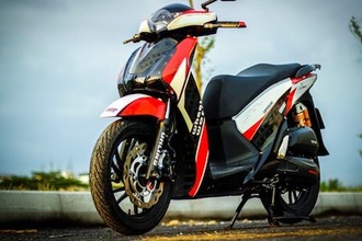 Xe tay ga Honda SH phong cách “xế đua” ở Sài Gòn 