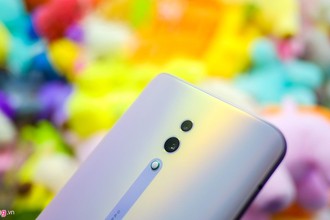 Chi tiết Oppo Reno hồng ngọc trai - camera ‘vây cá mập’, giá 13 triệu