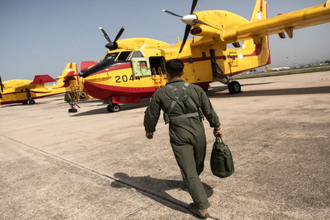 Dòng máy bay chữa cháy chuyên dụng Canadair đã quay trở lại