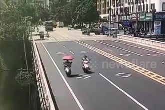 Video: Tránh xe lam, ô tô tải đánh lái quá tay lao thẳng xuống sông 