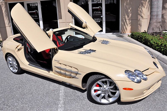 Mercedes SLR McLaren Roadster sau 10 năm giá vẫn hơn 9 tỷ