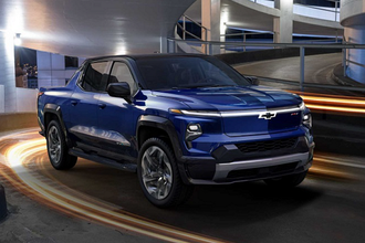 Vì sao Chevrolet Silverado EV RST First Edition 'cháy hàng'?