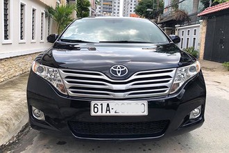 Xe sang Toyota Venza chỉ hơn 600 triệu đồng