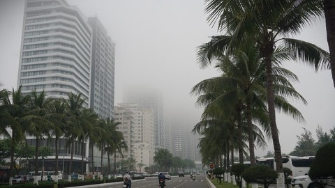 Chuyên gia lý giải hiện tượng sương mù dày đặc hiếm thấy ở Đà Nẵng