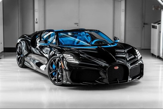 Đại gia nào chi hơn 250 tỷ đón Bugatti W16 Mistral?