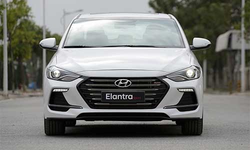 Hyundai Elantra Sport "chốt giá" 729 triệu đồng tại Việt Nam