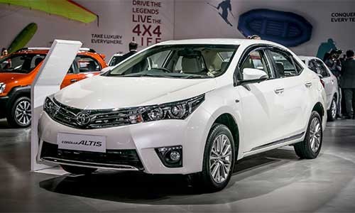 Túi khí không bung, Toyota triệu hồi Corolla Altis