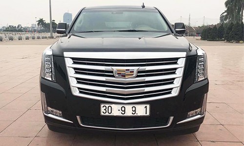 Xe sang Cadillac Escalade “chạy lướt” hơn 7 tỷ tại Hà Nội 