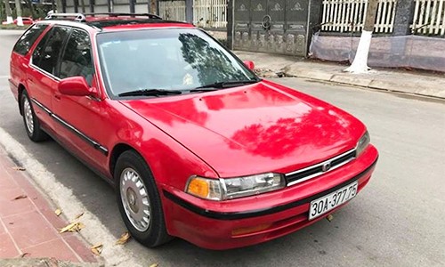 Xe Honda Accord 1992 giá hơn 100 triệu tại Hà Nội 