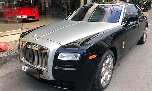 "Soi" Rolls-Royce Ghost giá siêu rẻ, chỉ dưới 10 tỷ ở Sài Gòn