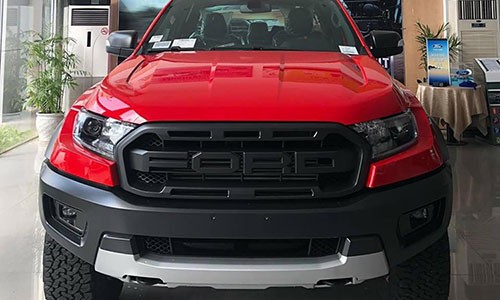 Ford Ranger Raptor màu đỏ giá gần 1,2 tỷ tại Đà thành