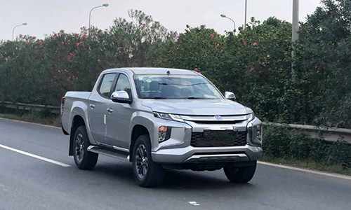 Bán tải Mitsubishi Triton 2019 hơn 700 triệu tại VN?