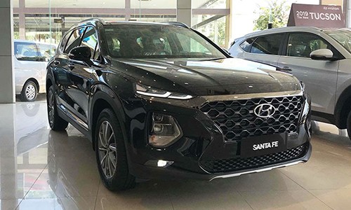 Đại lý nhanh tay nhập “đồ chơi” cho Hyundai SantaFe 2019