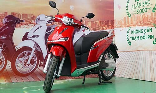 Xe máy điện Pega eSH, "nhái" Honda SH chỉ 30 triệu đồng