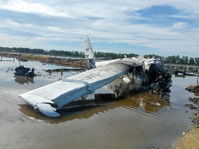 Rơi máy bay tại Indonesia, 4 người thiệt mạng