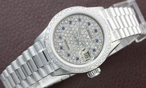 Ngỡ ngàng công đoạn làm đồng hồ Rolex