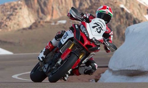 Solo ngàn dặm cùng Ducati Multistrada tới “cuộc đua trên mây“