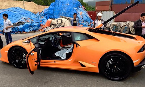 Dân chơi Việt sắm 3 siêu xe Lamborghini trong 2 ngày