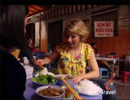 Phóng sự về bún chả phố cổ trên Travel Channel