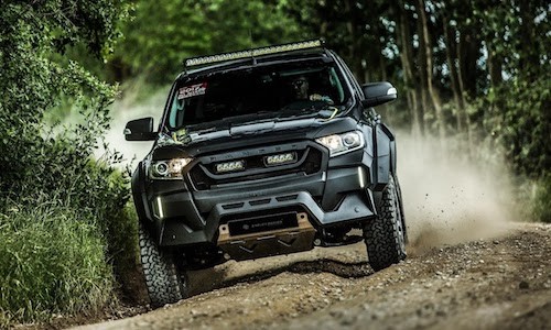 Ford Ranger độ offroad “siêu ngầu” phong cách Valentino Rossi